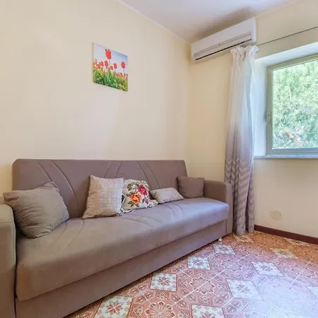 Holiday home Tommaso E Martina Savoca